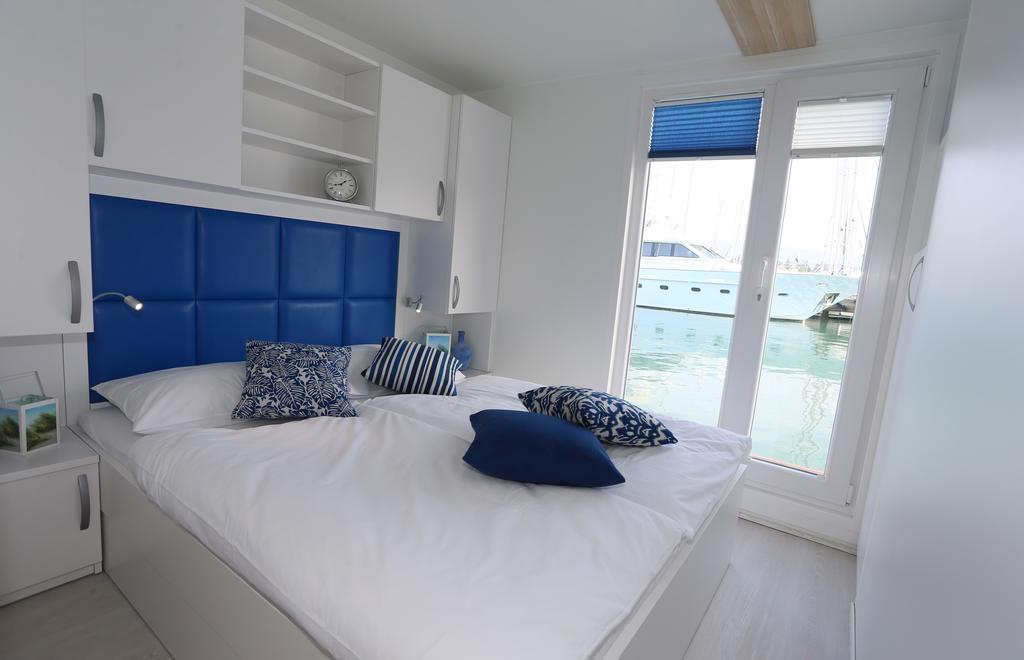 Floating Sea House Kahne Portoroz Villa Exterior photo